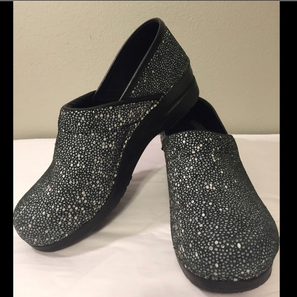 Sanita Clogs